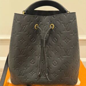 Louis Vuitton NeoNoe Handbag Monogram Empreinte Leather MM
